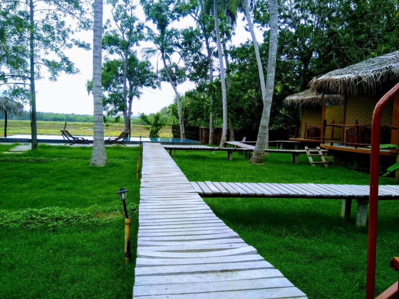 Rice Rice Villas 蒂瑟默哈拉默 外观 照片